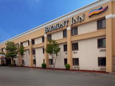 Baymont By Wyndham East Memphis