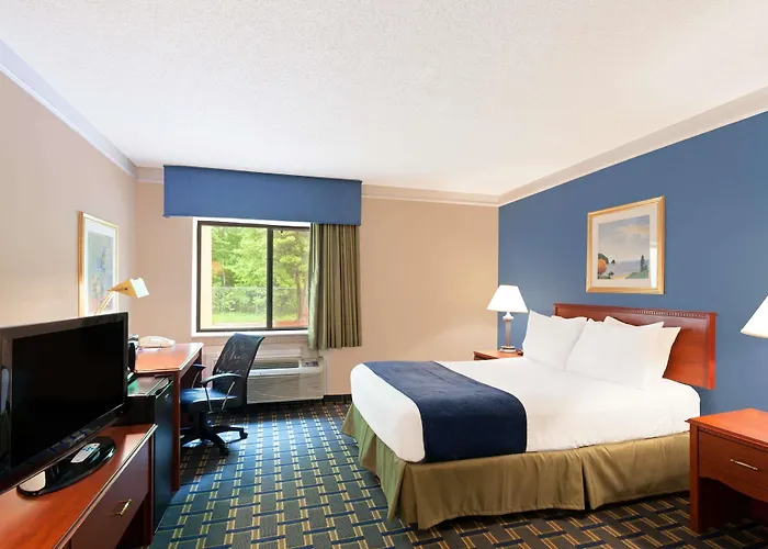 Baymont By Wyndham Memphis East